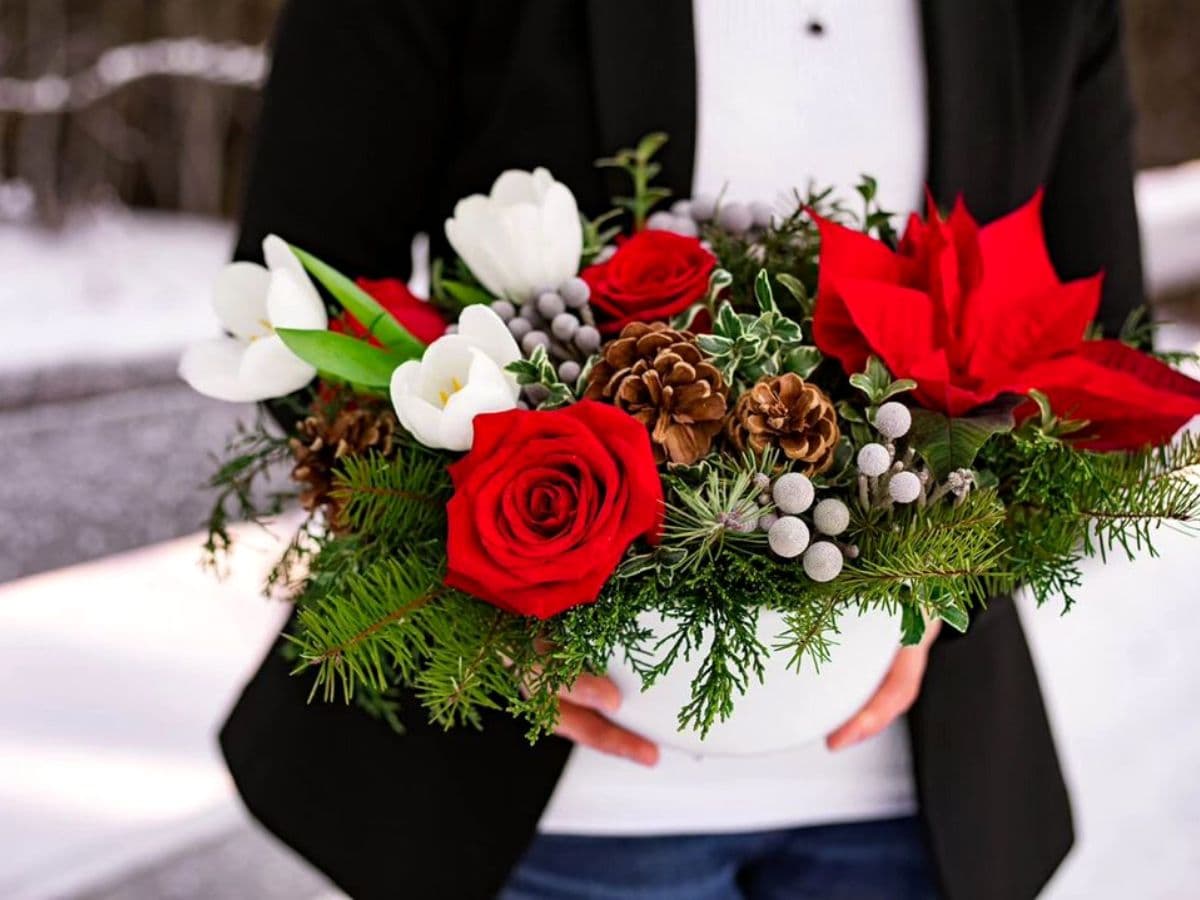 Blooming for the Holidays: Festive Floral Ideas
