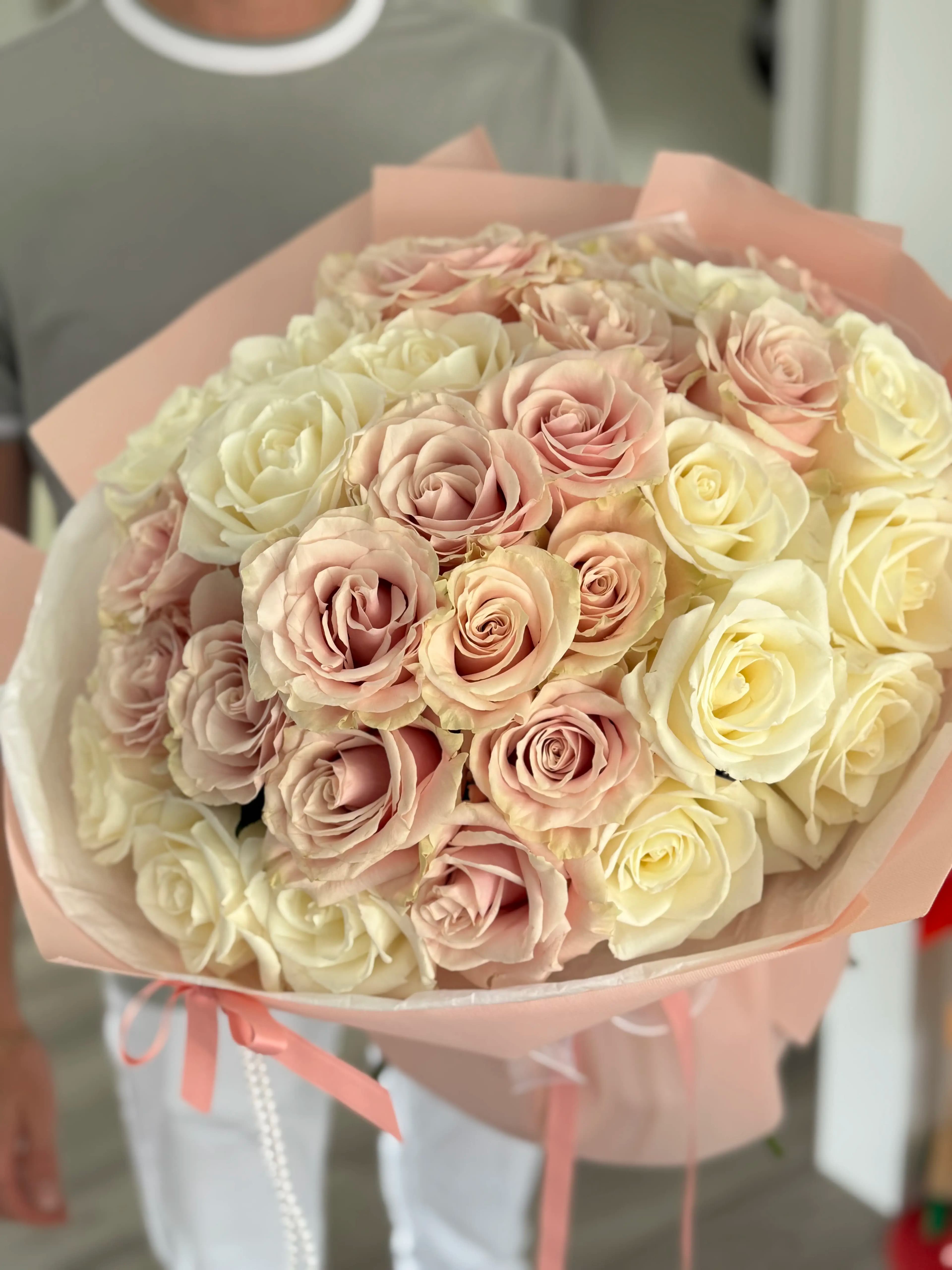 Blush & Ivory Rose Bouquet