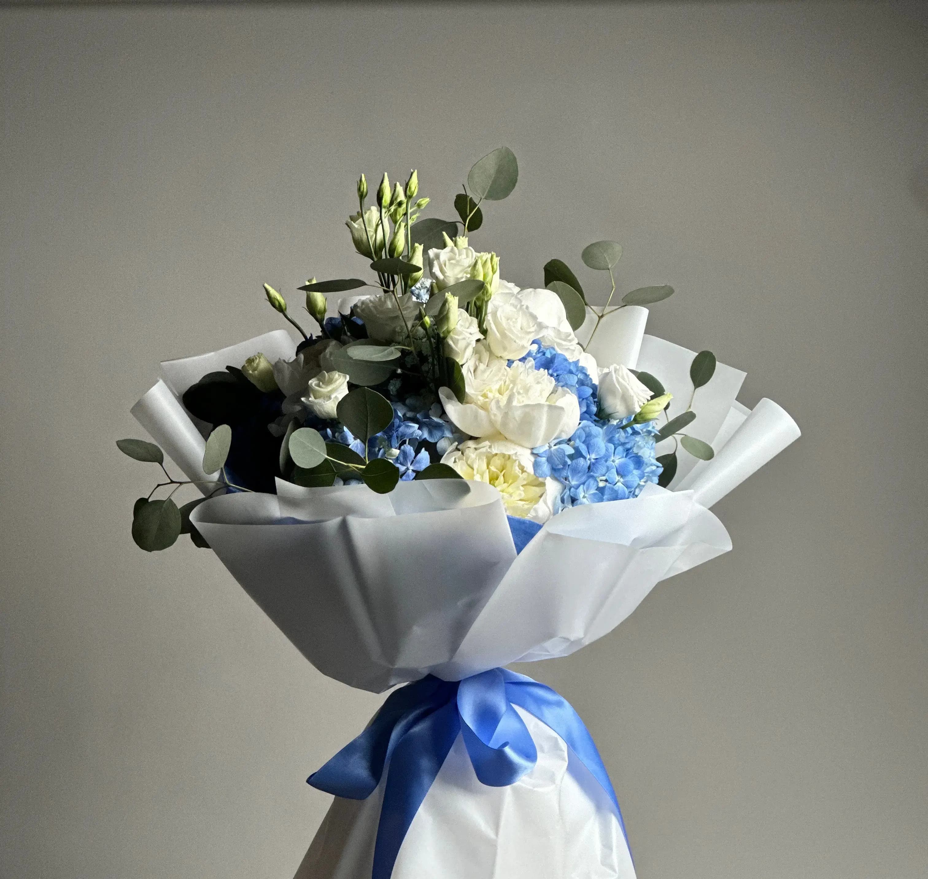 Blue & White Grace Bouquet